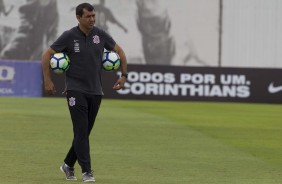 Em última atividade no CT, Carille define o time que enfrenta o Palmeiras