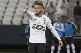 Maycon durante partida contra o Palmeiras, na Arena Corinthians, pelo Campeonato Brasileiro