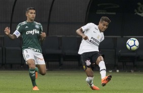 Teve chapu, dribles e chute lindo ao gol do Palmeiras; Pedrinho brilhou no Drbi