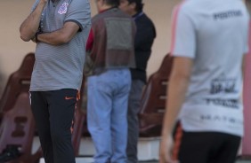 Fbio Carille comandou o treino no estdio do Deportivo Lara, na Venezuela