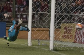 Goleiro do Deportivo Lara foi vazado sete vezes contra o Corinthians