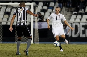 Carlos Augusto na partida contra o Botafogo, pela Copa do Brasil sub-20