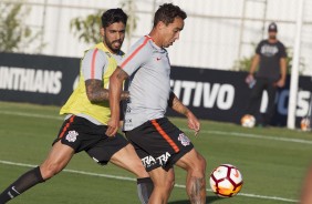 Vilson e Jadson no treino desta segunda-feira no CT