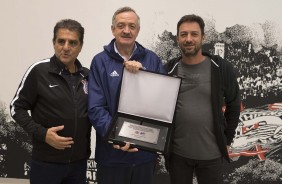 Homenagem para Henrique Medeiros, presidente do Millonarios