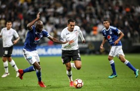 O atacante Jnior Dutra atuando contra o Millonarios, na Arena Corinthians