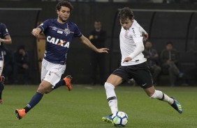Romero em ação contra o Santos, na Arena Corinthians