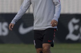 Clayson se recupera de lesão e deve ser relacionado para o jogo contra o Vitória