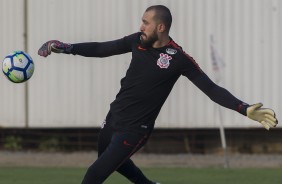 No CT Joaquim Grava, goleiro Walter faz ltimo treino antes do jogo contra o Vitria