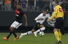 Pedrinho durante jogo contra o Vitória, pelo Campeonato Brasileiro