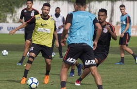 Clayson treinou pela primeira vez com o elenco aps leso sofrida