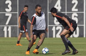 Kazim durante treinamento desta tarde no CT; Gringo tem perdido espao no time