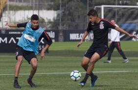 Léo Santos e Matheus Matias no treino de hoje no CT Joaquim Grava