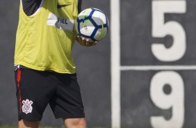 Osmar Loss durante o treino de hoje no CT; Foco é no Bahia