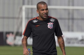 Sheik participando do treino desta tarde no CT