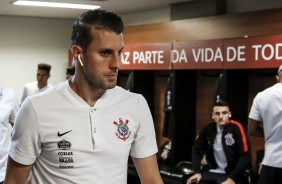 Henrique no vestirio da Arena Fonte Nova antes do jogo contra o Bahia