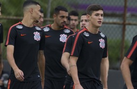 Jogadores treinam no CT Joaquim Grava antes do jogo contra o Bahia