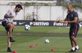 Vilson se recuperando de leso no CT Joaquim Grava