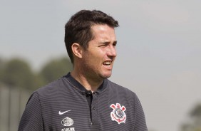 Osmar Loss monta o time para encarar o Cruzeiro, no amistoso da próxima quarta-feira