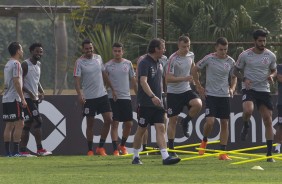 Corinthians e Grêmio se encontram na manhã deste domingo, em Itaquera