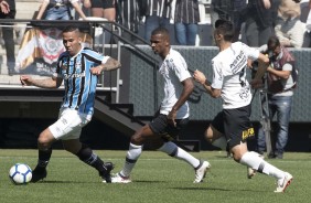 Marllon fez sua primeira partida com a camisa do Corinthians diante do Grêmio, na Arena