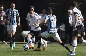 Osmar Loss modificou todo o time para o segundo tempo contra Grmio, na Arena Corinthians