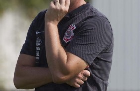 Técnico Osmar Loss prepara o time para o último amistoso da intertemporada, contra o Cruzeiro