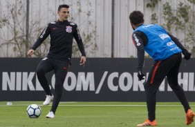 Mantuan durante o treino de hoje no CT; Foco no amistoso contra o Cruzeiro