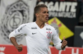Pedrinho igualou o marcador no amistoso contra o Cruzeiro, na Arena Corinthians