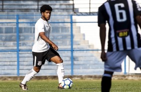 Jordan Souza durante jogo contra o Atlético-MG pelo Brasileirão sub-20