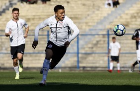 Rafael Bilu atuando contra o Atltico-MG pelo Brasileiro sub-20