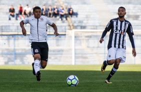 Vitinho durante jogo contra o Atltico-MG pelo Brasileiro sub-20