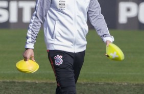 Osmar Loss comandou o treino deste sbado com foco no duelo contra o Botafogo