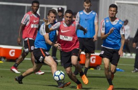 Teve treino nesta segunda-feira no CT Joaquim Grava