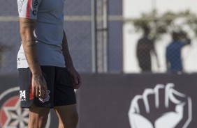 Douglas fez seu primeiro treino como jogador do Corinthians