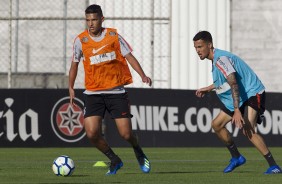 Matheus Matias e Thiaguinho no treinamento de hoje no CT Joaquim Grava