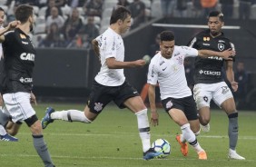 Romero e Marquinhos Gabriel na Arena Corinthians, durante jogo contra o Botafogo