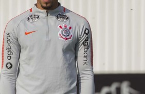 Douglas no treino de hoje no CT Joaquim Grava