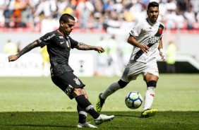 Fagner durante atuao contra o Vasco da Gama, pelo Brasileiro