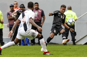 O jovem Pedrinho foi titular contra o Vasco, pelo Brasileirão, no estádio Mané Garrincha