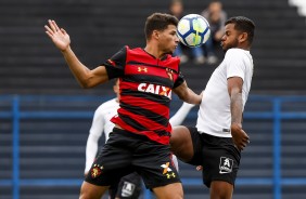 Nathan durante jogo contra o Sport, pelo Brasileiro sub-20