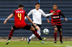 O atacante Rafael Bilu durante jogo contra o Sport, pelo Brasileirão sub-20