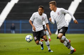 Fessin e Lucas durante o jogo contra o Sport, pelo Brasileirão sub-20