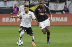 Clayson voltou a jogar contra o Atltico-PR, na Arena Corinthians