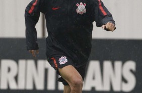 Lo Santos durante o ltimo treino antes de enfrentar o Atltico-PR, pelo Brasileiro