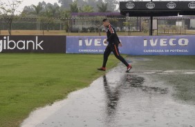 Ralf durante o treino neste dia chuvoso em São Paulo