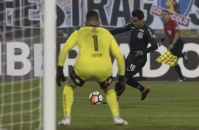 Jadson teve atuação apagada contra o Colo-Colo, no Chile, pela Libertadores 2018