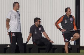 Comissão técnica acompanhou o treinamento de hoje no CT Joaquim Grava