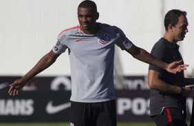 Marllon pode ganhar a primeira chance como titular diante a Chapecoense, pelo Brasileirão