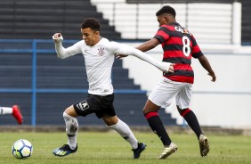 Rafael Bilu durante partida contra o Vitória, pelo Brasileiro sub-20