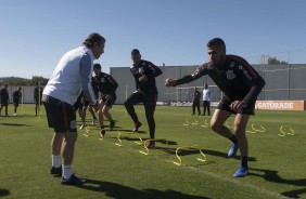 Treinamento no CT Joaquim Grava com foco no duelo contra a Chapecoense